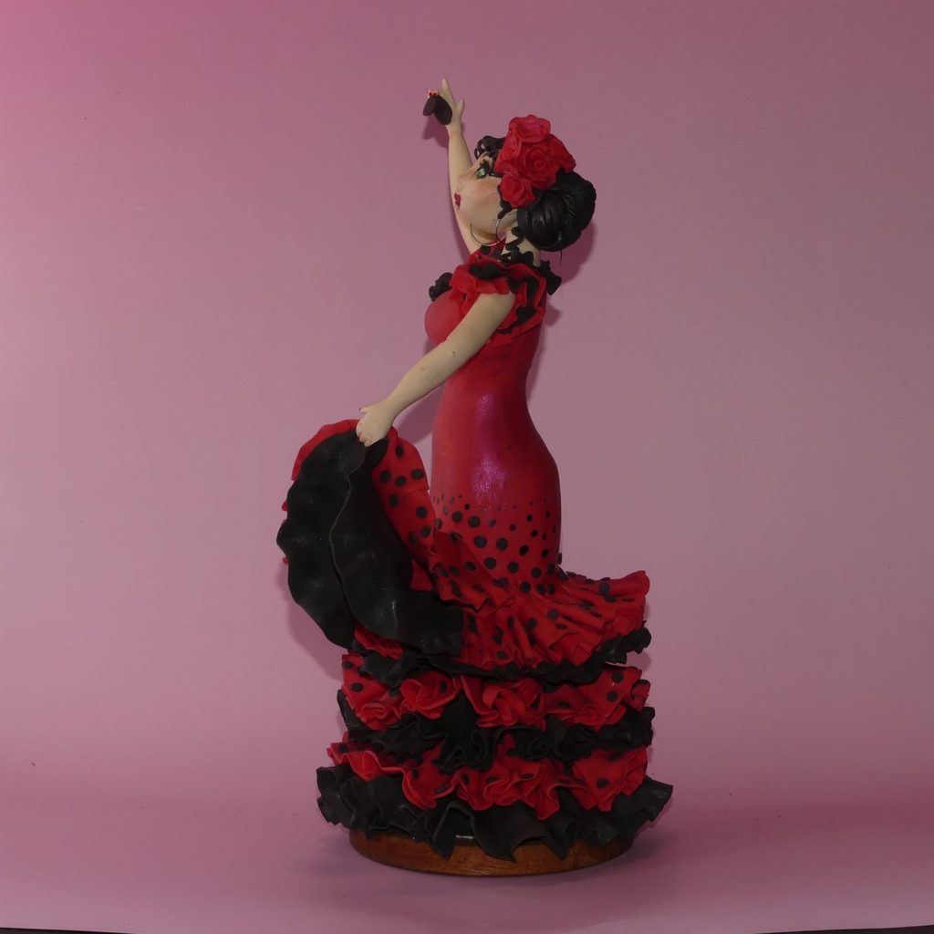 Figurine en porcelaine froide réalisée à la main
