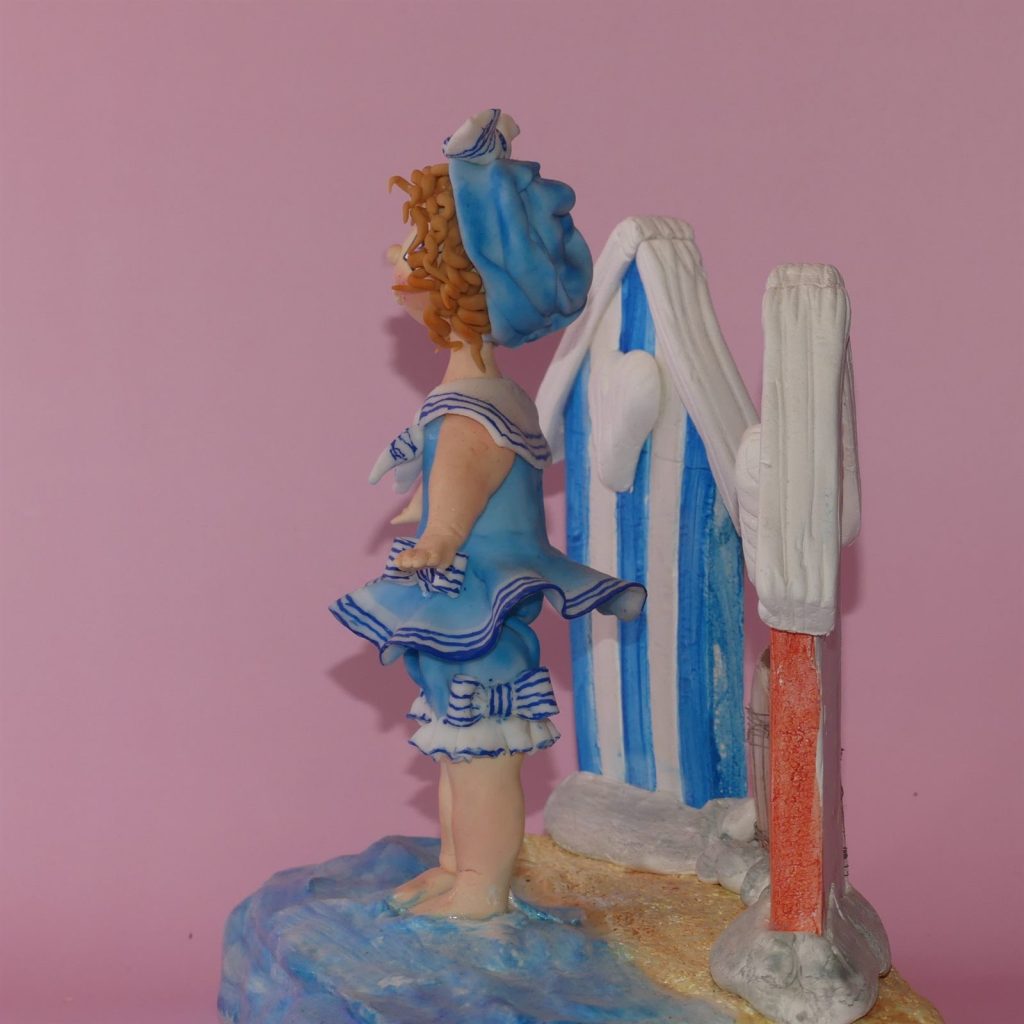 Figurine en porcelaine froide réalisée à la main