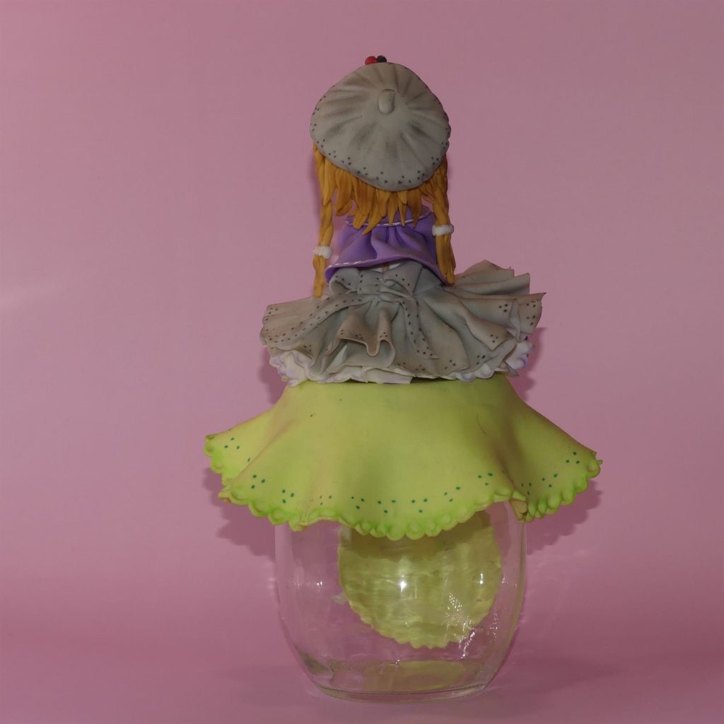 Figurine en porcelaine froide réalisée à la main