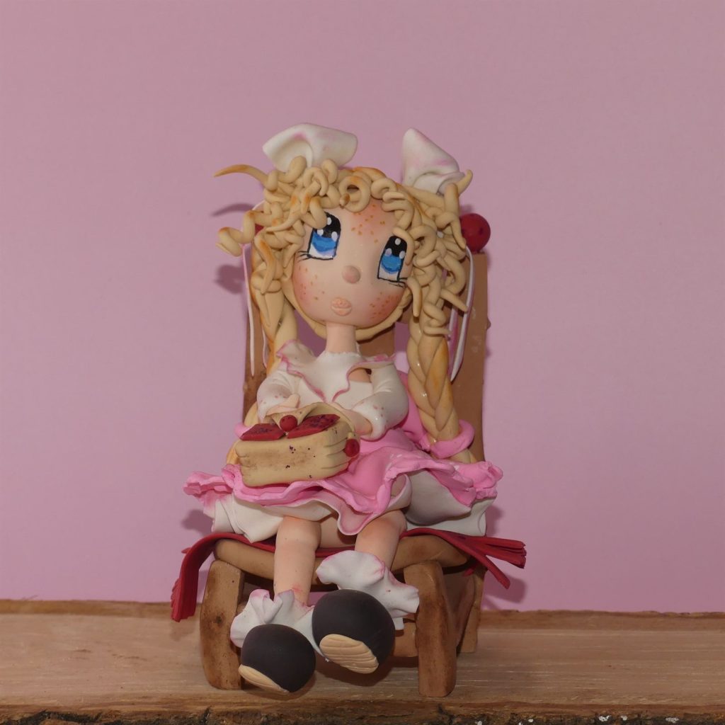 Figurine en porcelaine froide réalisée à la main